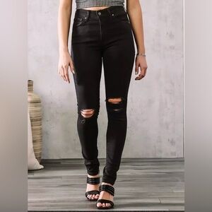 NWT Levi's 721 High Rise Women's Distressed Black Skinny Jeans W27xL30